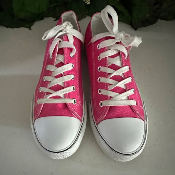 Pink Canvas Lace-Up Sneakers Womens Size 9.5 / 40.5 With Round Toe & Rubber Sole - Picture 1 of 7